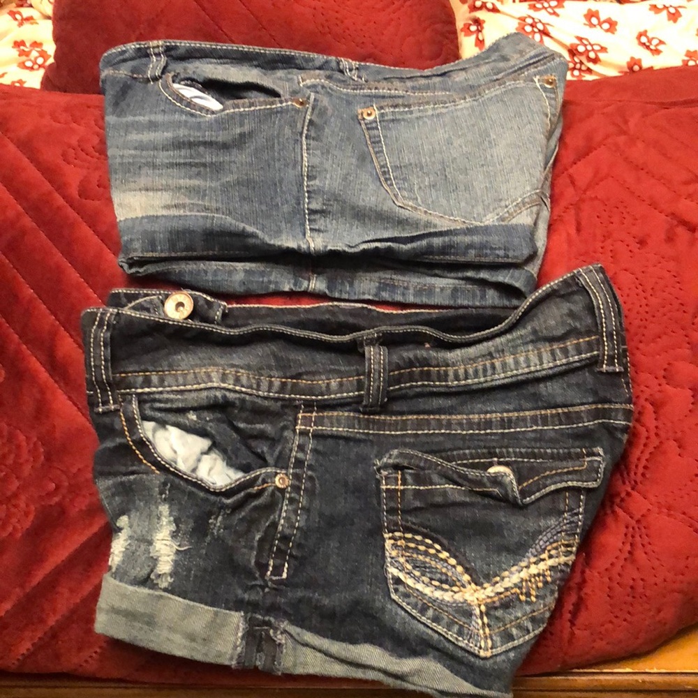 Shorts - Picture 1 of 8